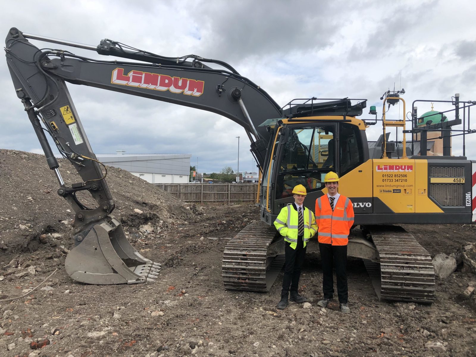 Large Excavators